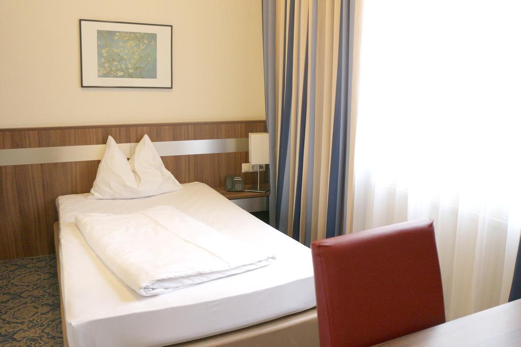 Hotel Carina Viyana Dış mekan fotoğraf