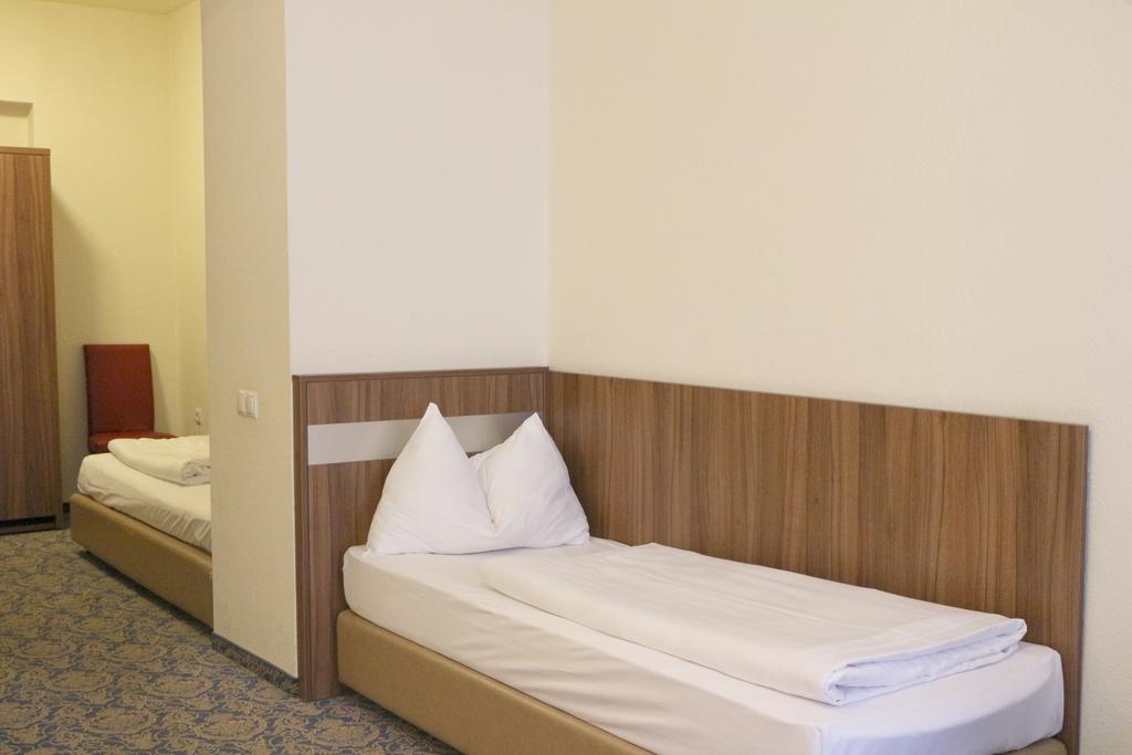 Hotel Carina Viyana Dış mekan fotoğraf