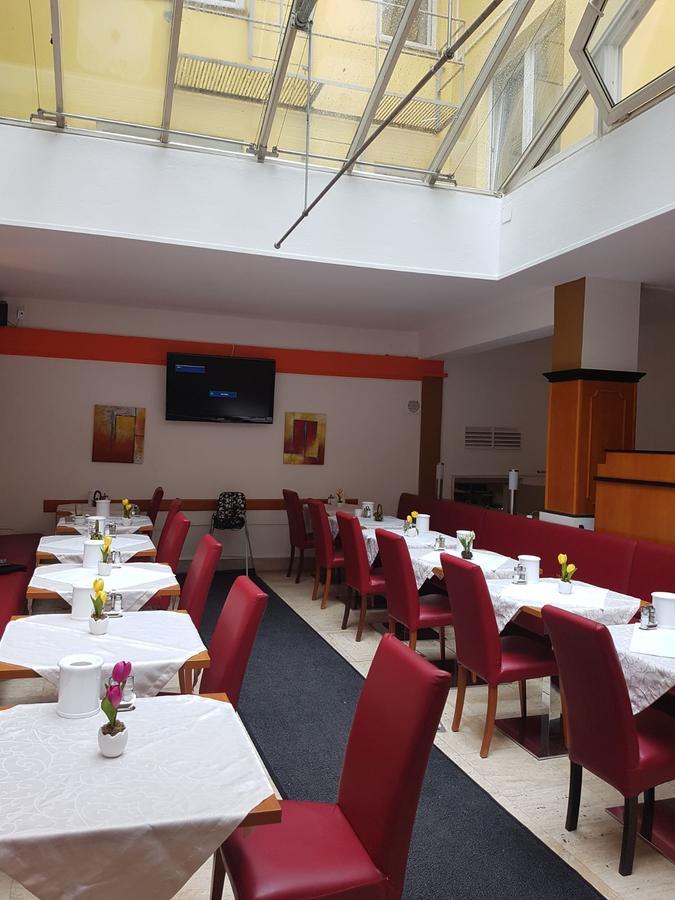 Hotel Carina Viyana Dış mekan fotoğraf